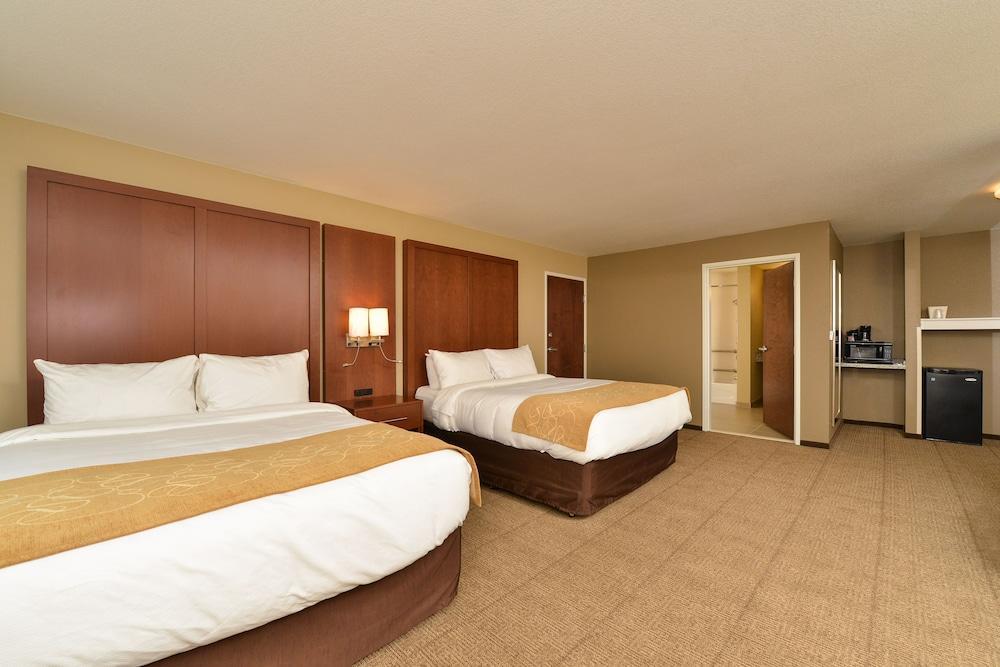 Comfort Suites Minot Esterno foto