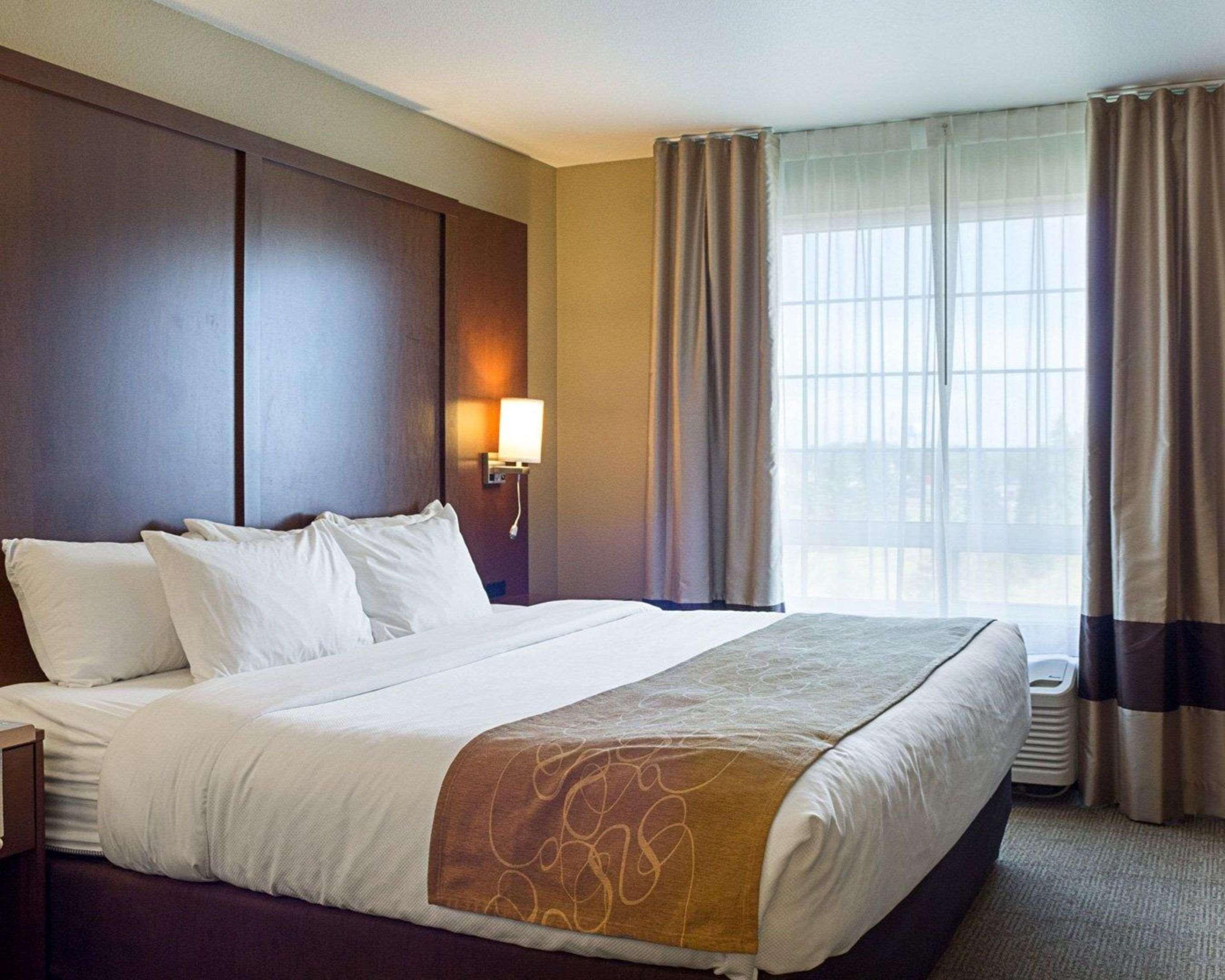 Comfort Suites Minot Esterno foto