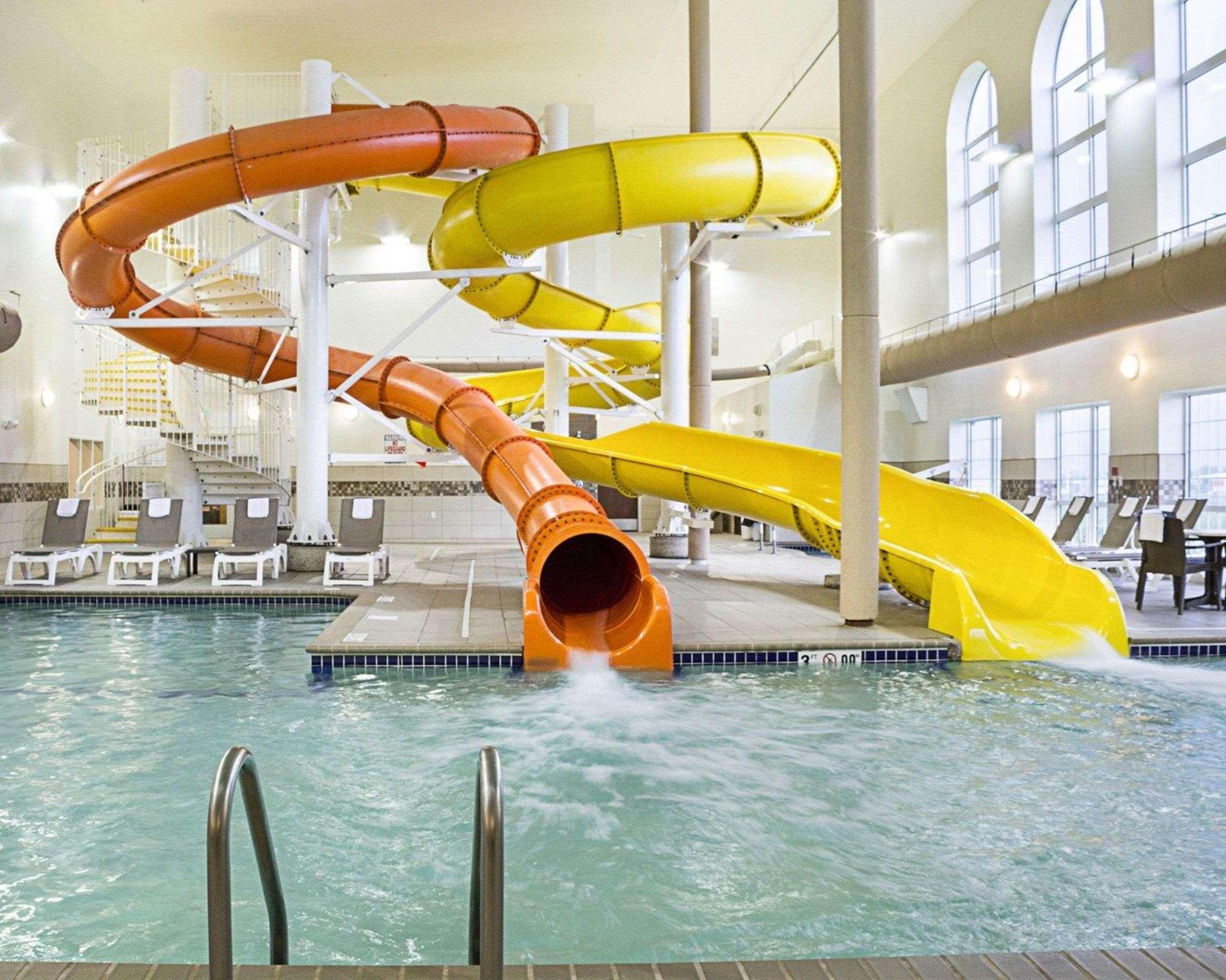 Comfort Suites Minot Esterno foto