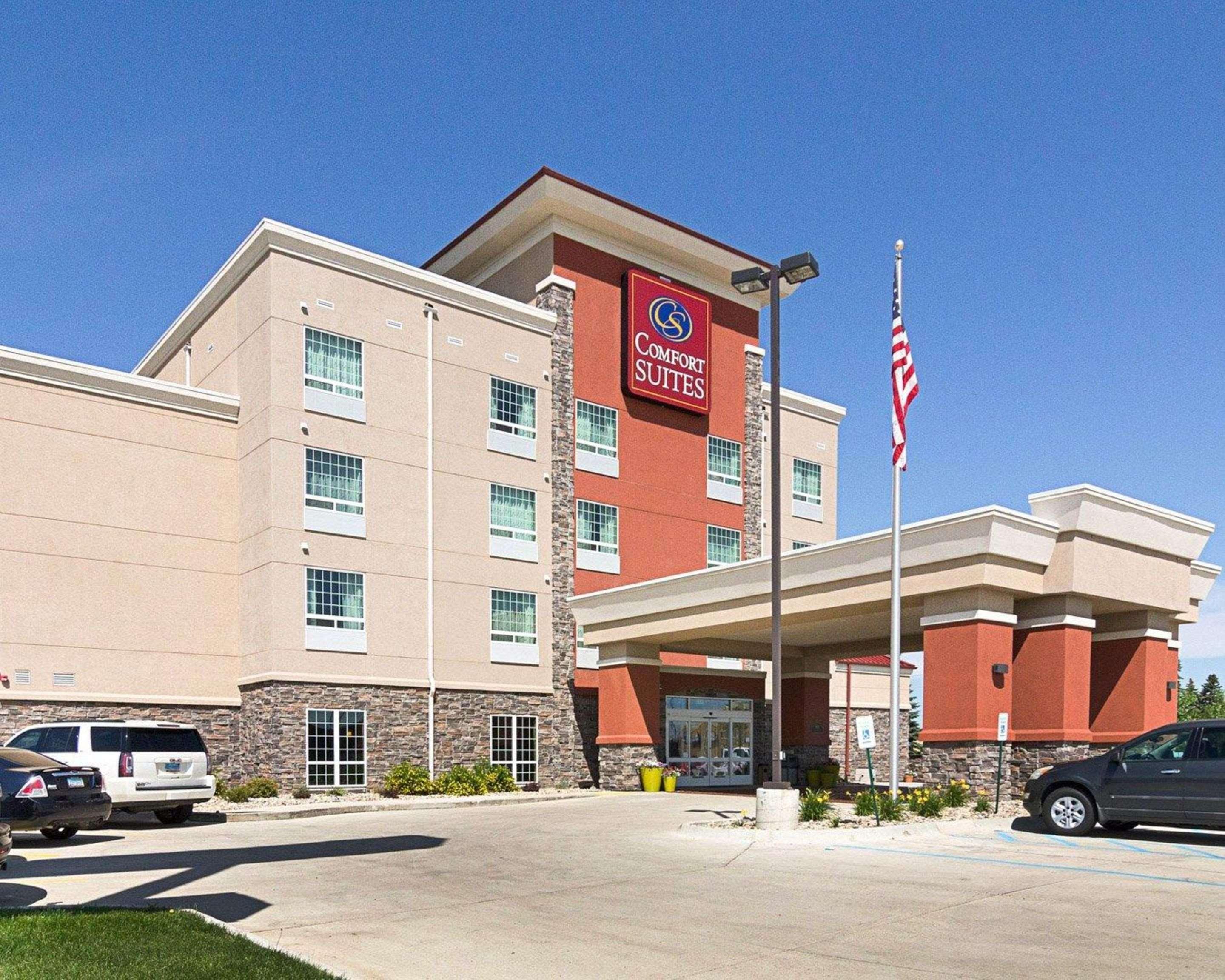 Comfort Suites Minot Esterno foto