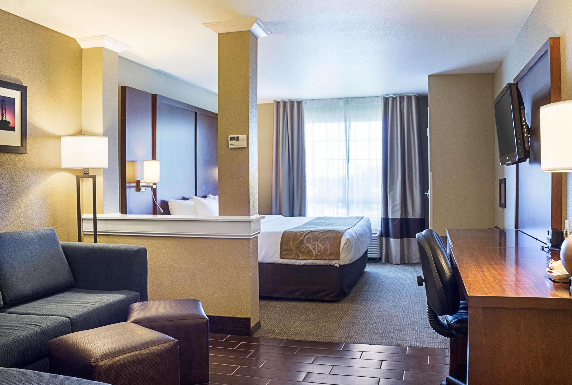 Comfort Suites Minot Esterno foto